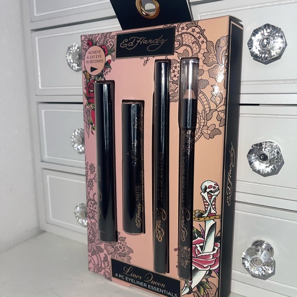 NWT Ed Hardy Eyeliner Essentials Set - Picture 3 of 5